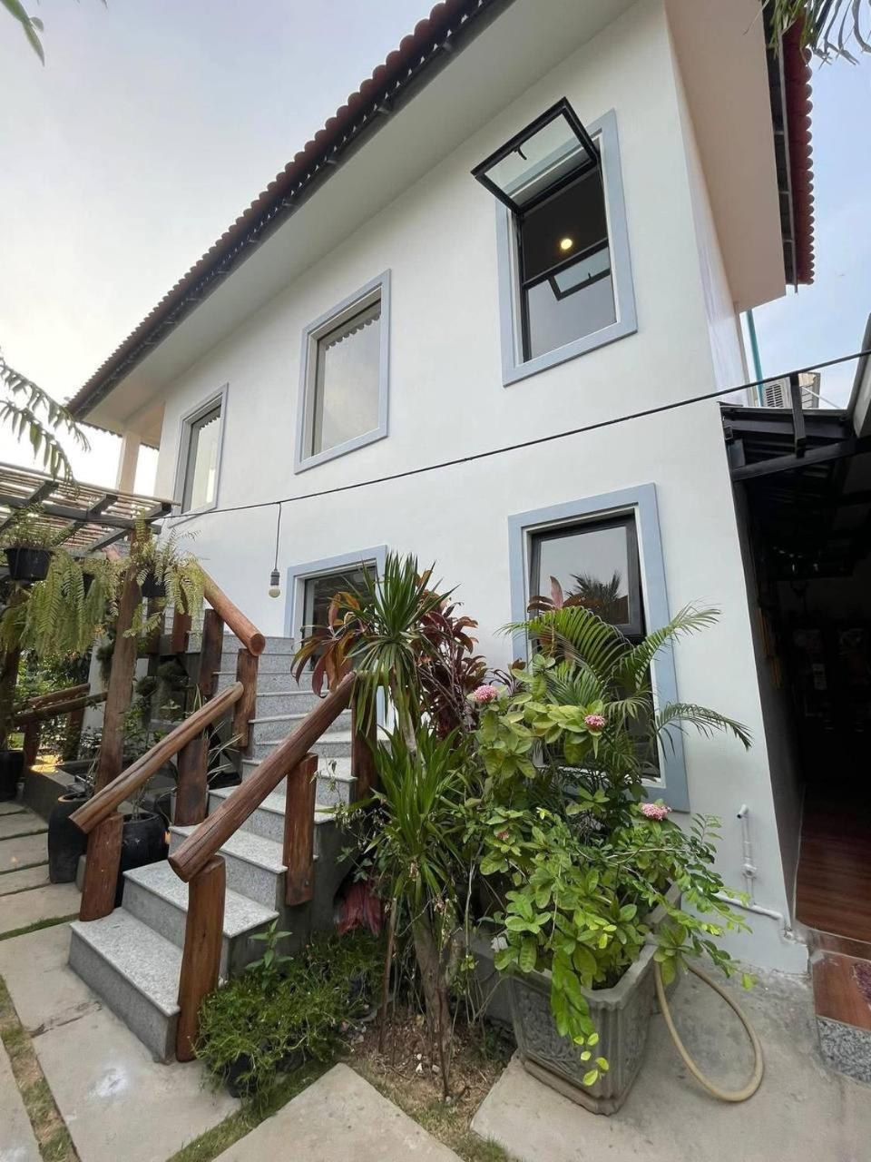 Moloppor Villa Battambang Exterior foto