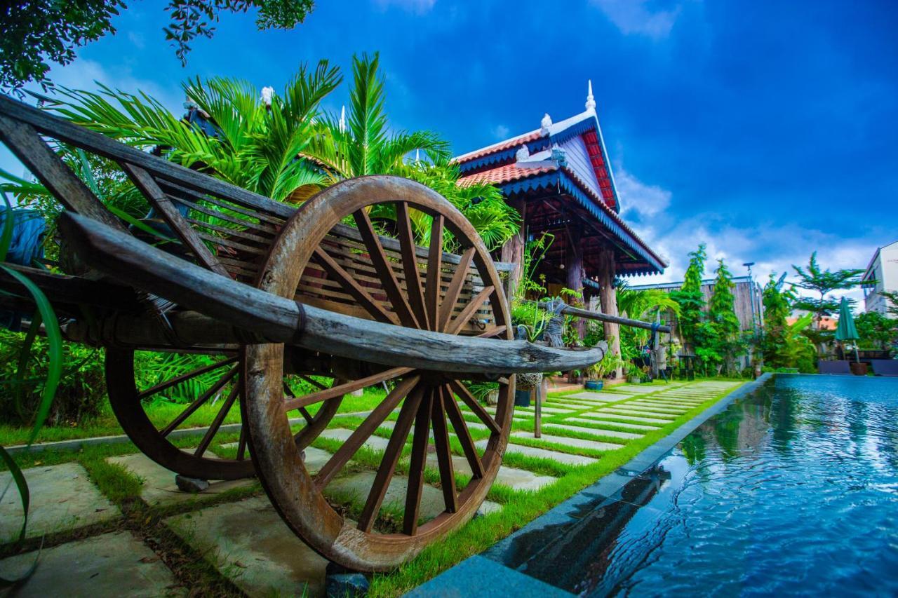 Moloppor Villa Battambang Exterior foto